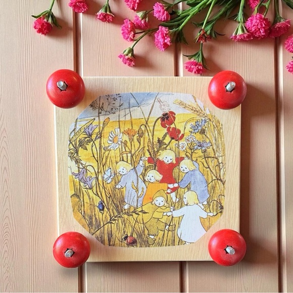Vintage-Inspired Wooden Flower Press Whimsical Wildflower Children Illustration - Picture 2 of 7